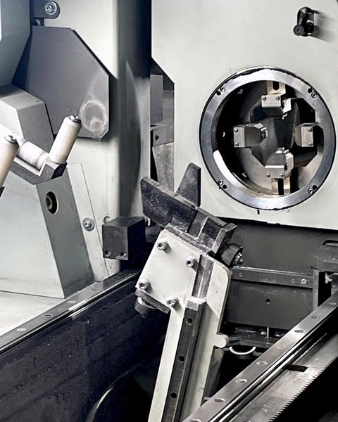 BLM LT5 Fiber 2021 Tube Laser