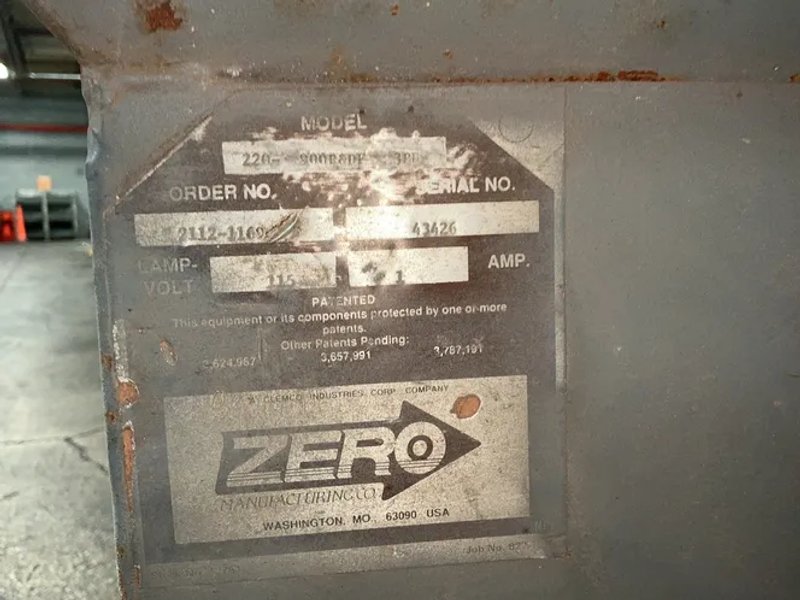 Zero Manufacturing 40” X 52” X 47” Blast Cabinet &amp; Dust Collector - 220-900r-&amp;df 3pd