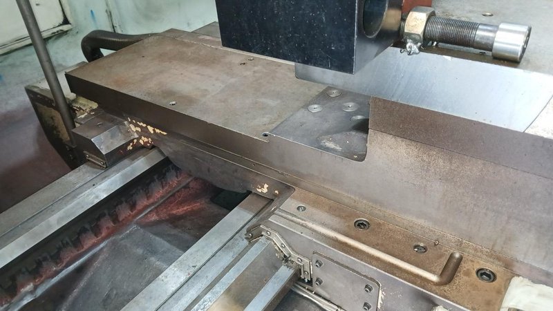 37.4″ x 156″ Hankook Protec 9NC 10″ Spindle Bore, Dual Chucks, 2006 – Chip Conveyor, 8 Station Turret