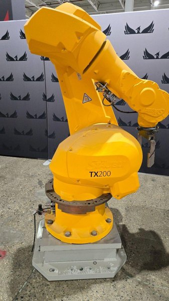 STAUBLI TX200 / CS8C TX200 ROBOTIC ARM AND CABINET – NO TEACH PENDANT USED