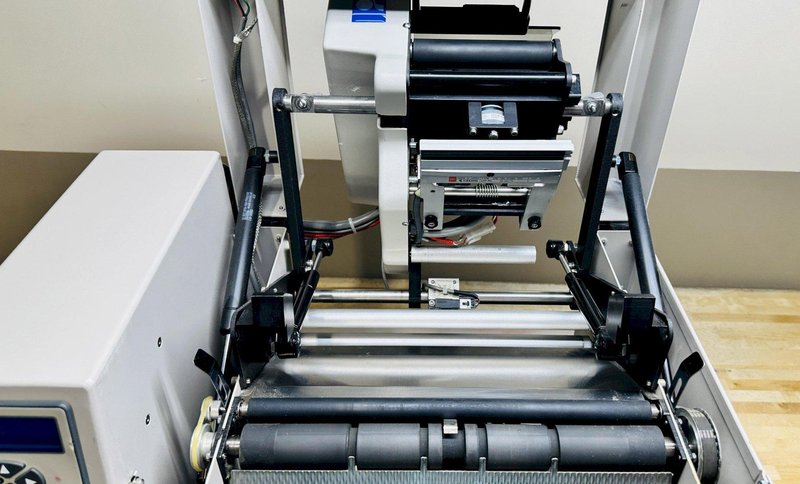 Automated Packaging Systems  |  Autobag PaceSetter PS-125 OneStep Tabletop Bagger