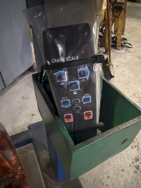 40,000 LBS CRANE SCALE WITH DIGITAL READOUT AND REMOTE: YOBRO #26399