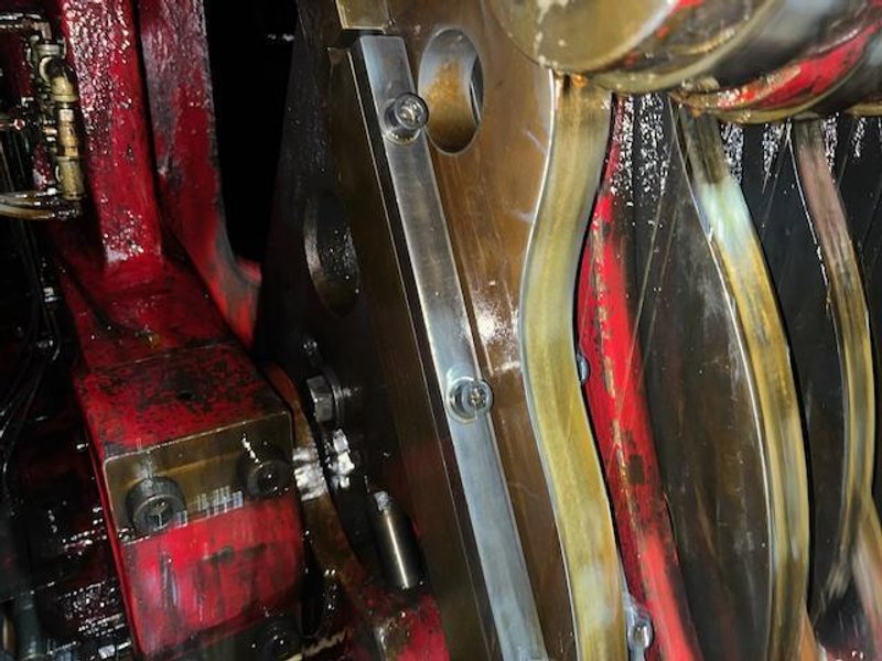 Chun-Zu Model CBP-206L Bolt Former