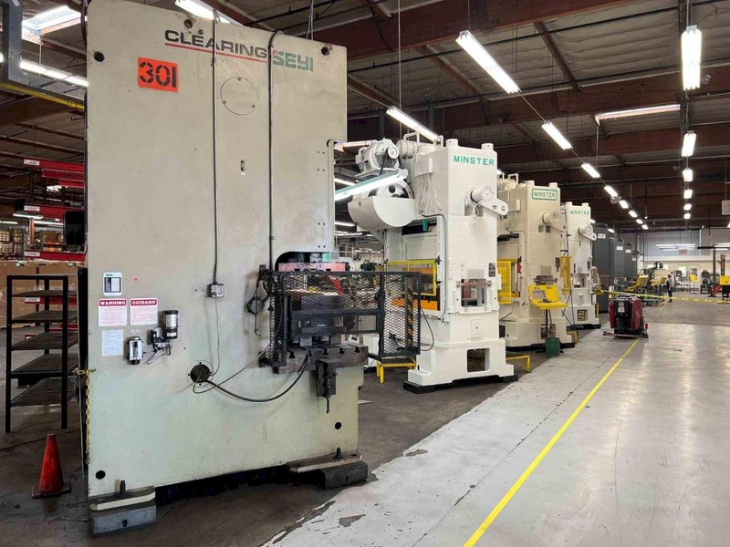 220 Ton Seyi SN2-220 Punch Press, 1998