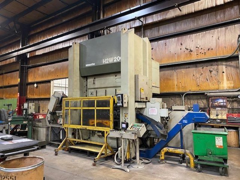 220 Ton Komatsu SSDC Servo Press