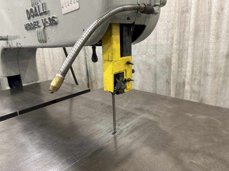 36" DOALL VERTICAL BAND SAW MODEL # V-36 BAND:  STOCK #77638
