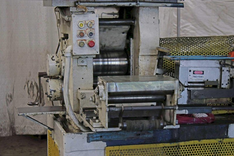 6" x 10" FENN 2 HIGH ROLLING MILL USED FOR CLADDING (14074)