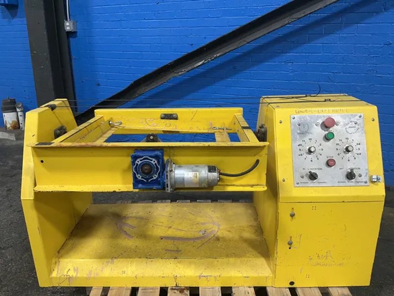Mannetron 24" X 24"  Roto-cast Machine - Nmrv 040