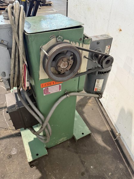 1,800 LB X 12" RAPID AIR XL-1812-M POWERED UNCOILER. STOCK # 0773625
