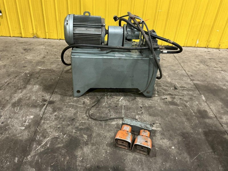 10 HP W.A. WHITNEY MODEL #600-500 HYDRAULIC UNIT: YOBRO #26359