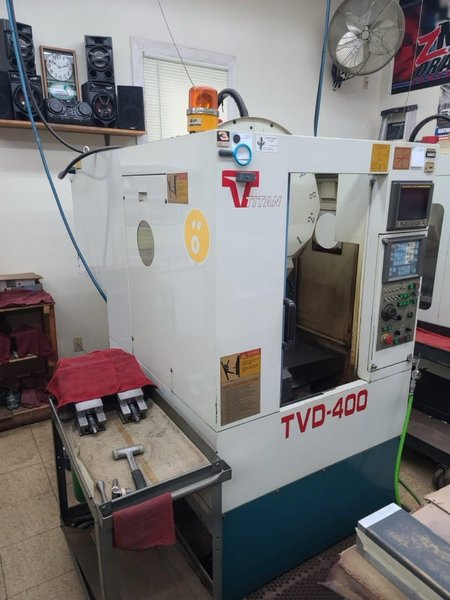 Akira Seiki SV600 CNC VMC, 1998 – New Spindle