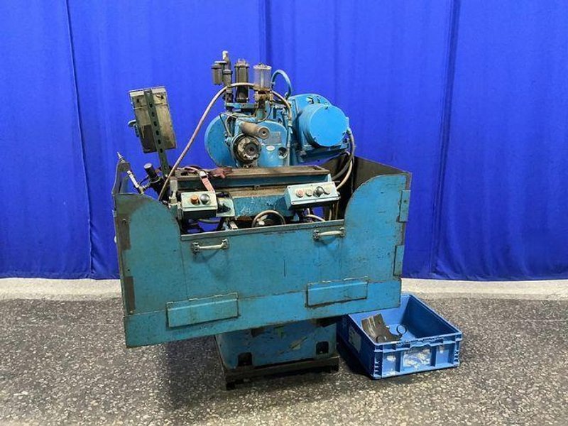 Nichols Miller 8.5” X 30” Horizontal Mill