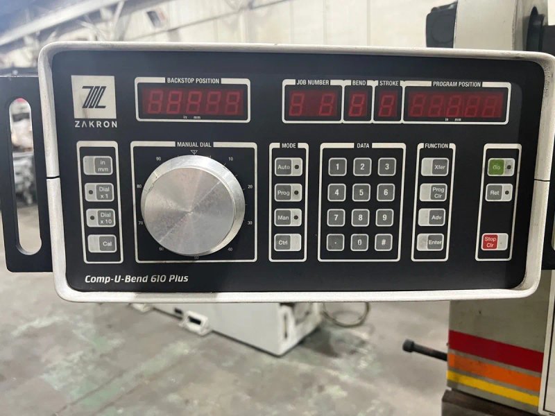 USED ACCURPRESS 130 TON X 10' HYDRAULIC CNC PRESS BRAKE MODEL 713010 Year: 2000