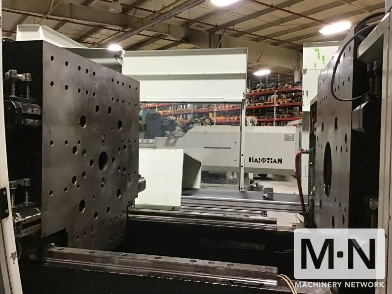 165 TON 8.2 OZ ENGEL MODEL VC650/165 TECH INJECTION MOLDING MACHINE MFG 2008