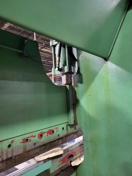 Cincinnati 135 Ton X 10′ Press Brake, CB135, 12′ overall