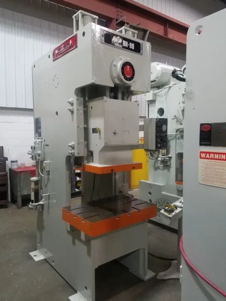 NIAGARA 88 TON BACK GEARED PRESS, STOCK# 13718T