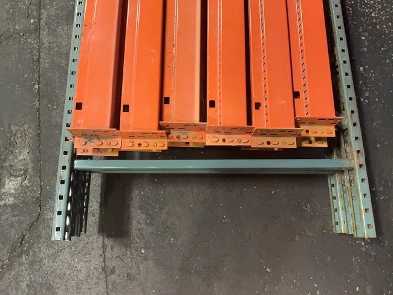 42” X 144” Pallet Racking - Teardrop