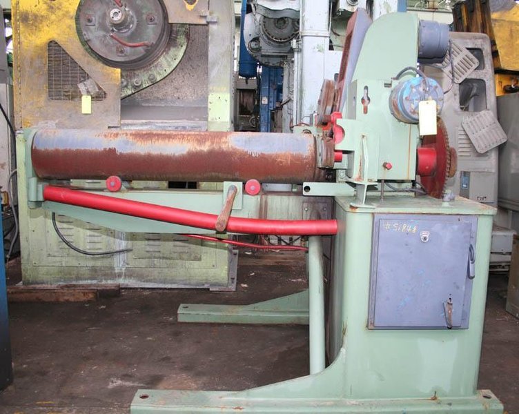 4,000 LB R M G POWERED PAYOFF WITH STRAIGHTENING &amp; FEEDS ROLLS: STOCK #51848