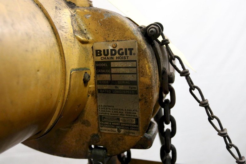 1/4 TON BUDGIT ELECTRIC POWERED CHAIN HOIST: STOCK #11980