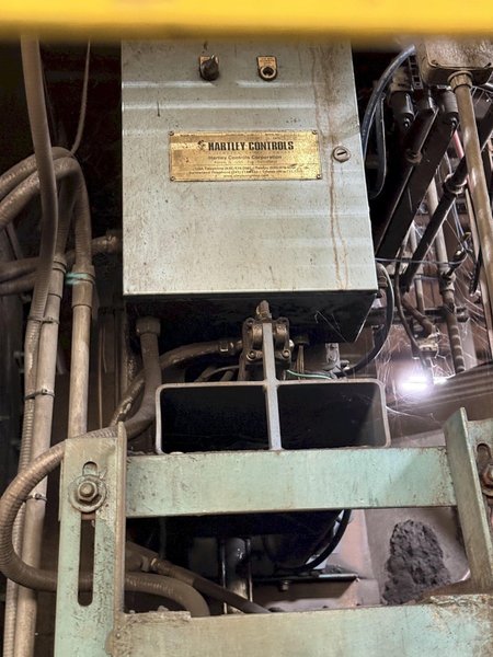 2005 Hartley model 18MK2 compactability test unit and controls s/n 2552-422