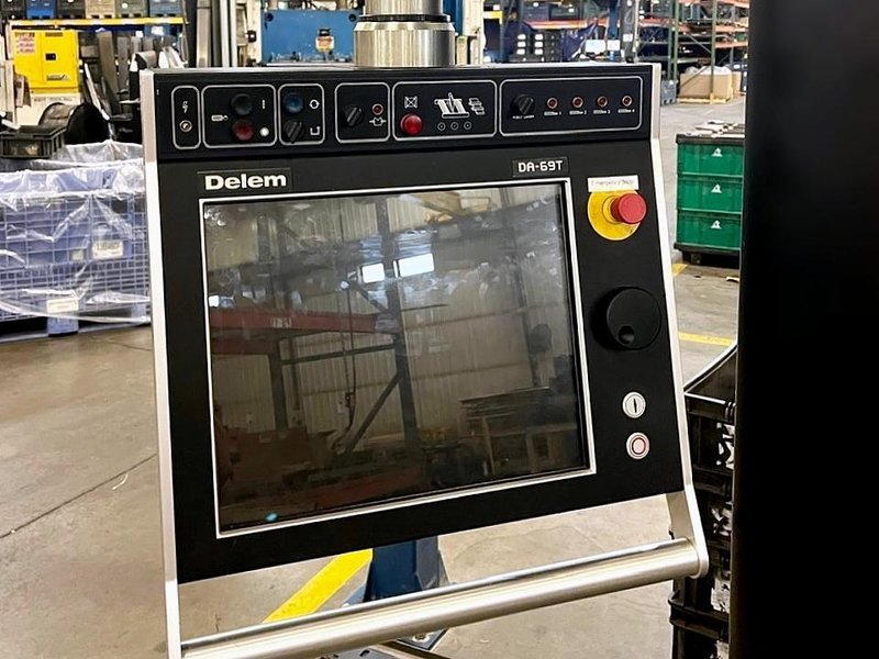 Adira PA 22030 8-Axis Press Brake