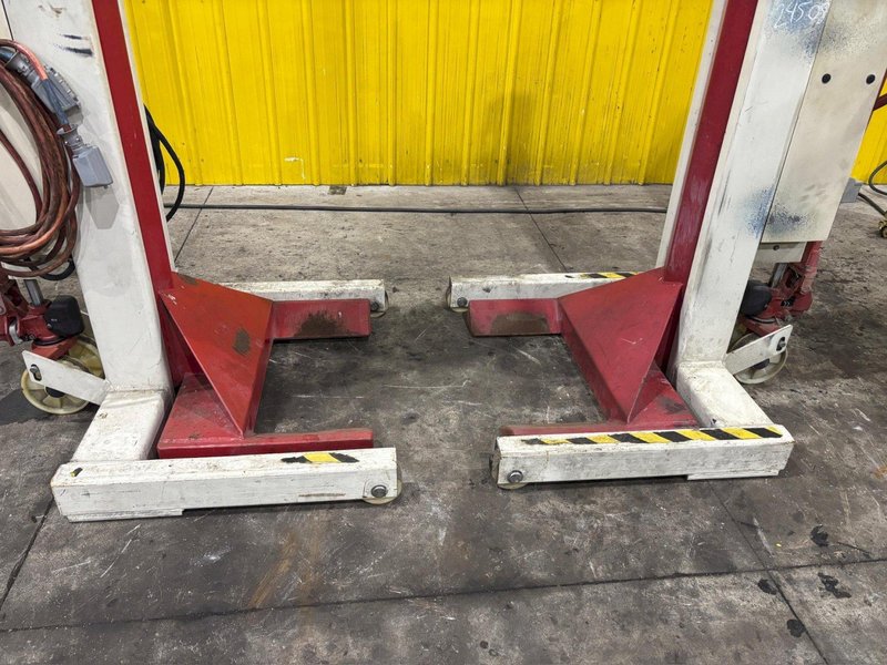 (2) 13,000 LBS STERTIL-KONI MODEL ST-1060 HEAVY DUTY MOBILE COLUMN LIFT JACKS: YOBRO #24508
