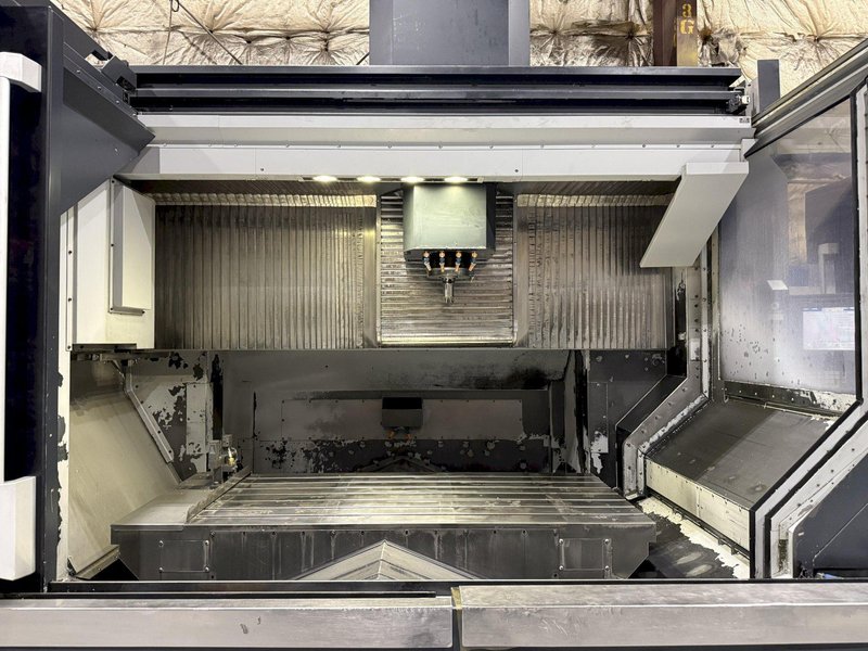 Used 2015 Makino F9 CNC Vertical Machining Center For Sale