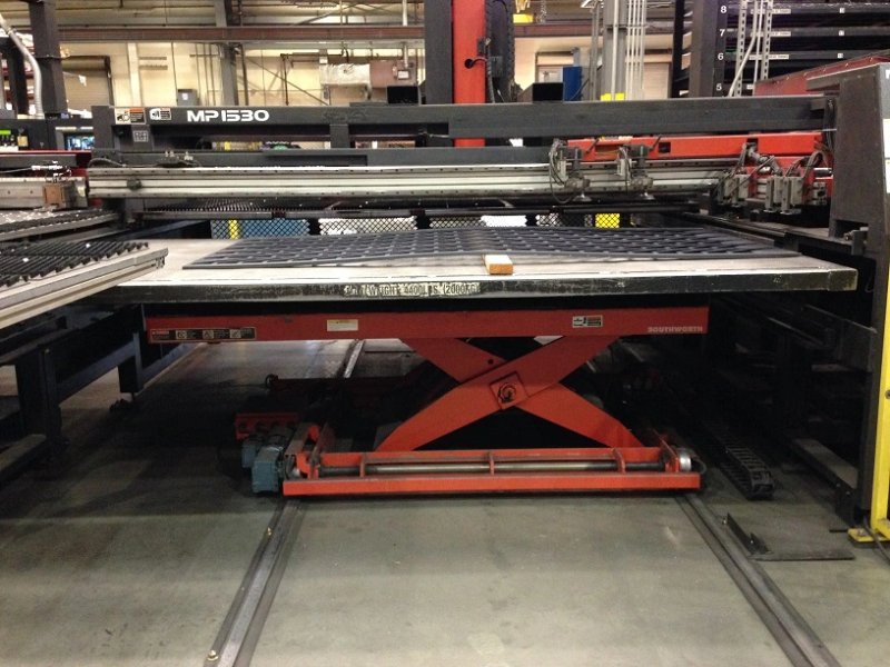 2004 AMADA APEILO III 367V | Punches, Fabricating