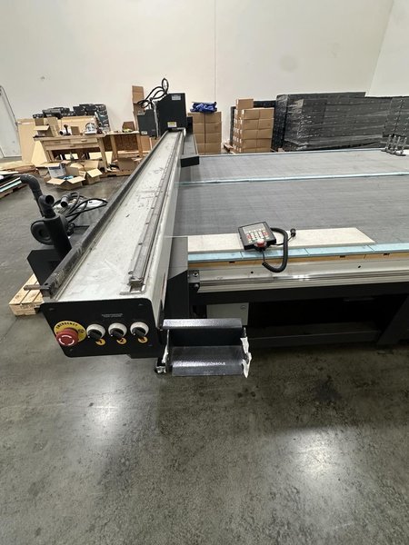 9′ x 10′ AXYZ Infinite 8010 CNC Router, 2019 – Vacuum Pump