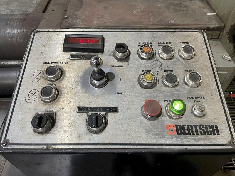 10' X 1-3/16" BERTSCH CENTURY II HYDRAULIC PLATE ROLL. STOCK # 0680524