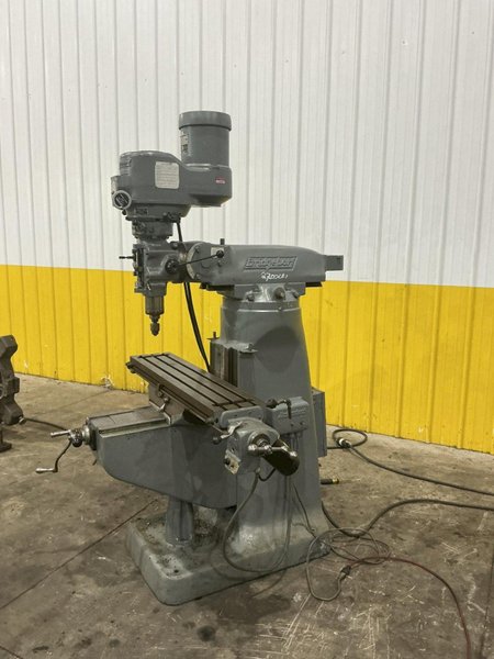 1.5 HP BRIDGEPORT TAM TYPE KNEE MILL: YOBRO #25983