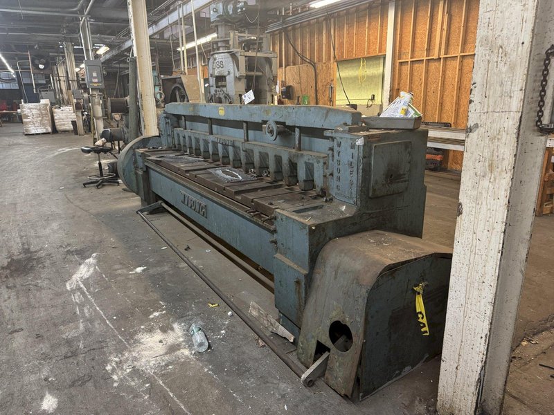 10' X 10 GAUGE WYSONG MODEL #1010 POWER SQUARING SHEAR: YOBRO #23831