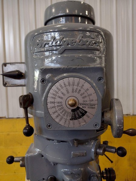 1.5 HP BRIDGEPORT RAM TYPE VERTICAL MILL: STOCK #18811