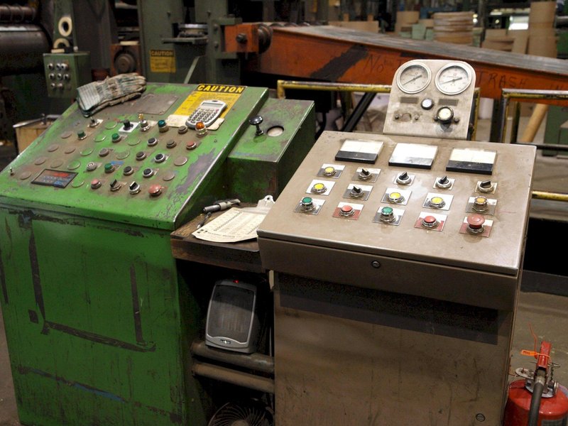 30,000 LB X 36" WIDE X 4" ARBOR  PAXSON SLITTING LINE. STOCK #0741122.