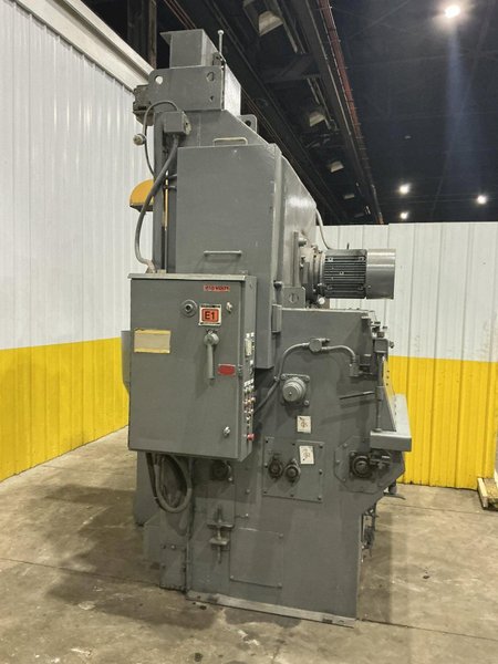5 CU FT X 15 HP WHEELABRATOR TUMBLAST RUBBER BELT SHOT BLAST CABINET: YOBRO #25013