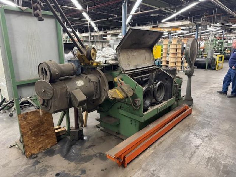 VAUGHN MODEL HICX WIRE DRAWING  MACHINE (14468)