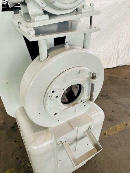 1" ABBEY ETNA 2-DIE ROTARY SWAGER. STOCK # 0105917