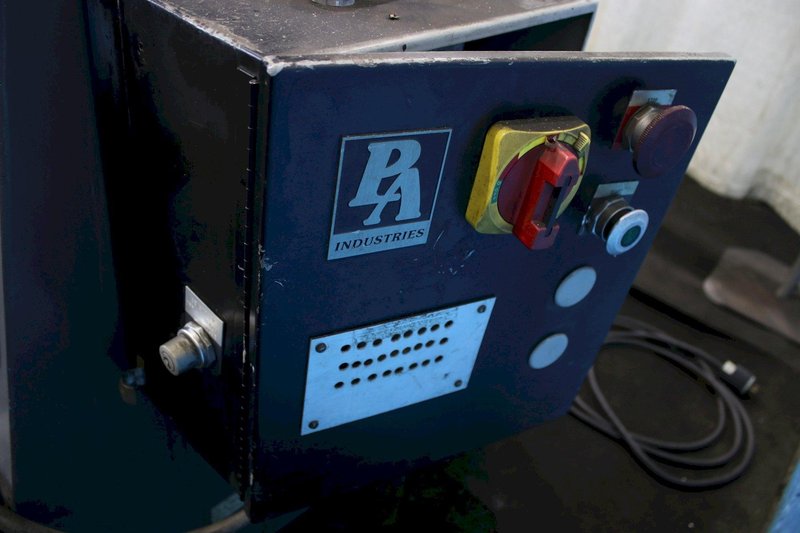 PA INDUSTRIES STRAIGHTENER: STOCK #75686