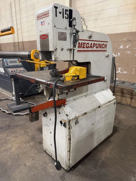 USED MEGA PUNCH MODEL SMGP-35 35 TON HYDRAULIC PUNCH PRESS