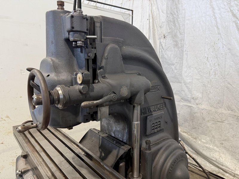 MILWAUKEE MODEL K NO. 3 K&amp;T MILWAUKEE VERTICAL MILL. STOCK # 0224326