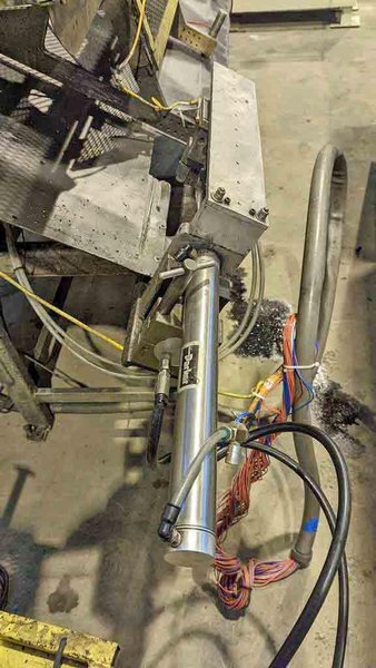 Tube Straightener and Cut-Off Machine, Komo Machine STOCK# 3935