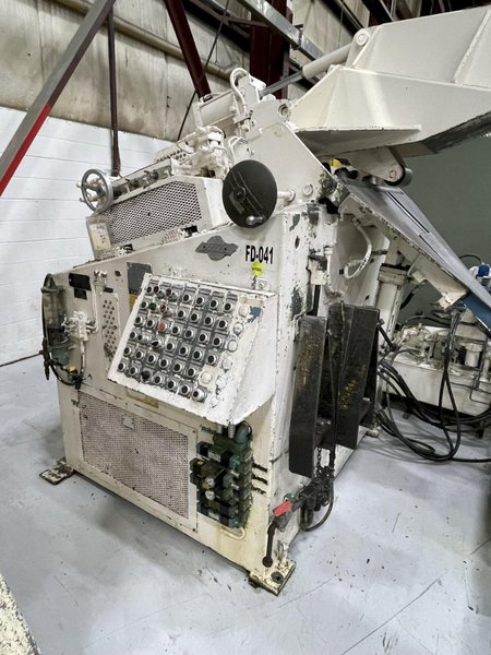 20,000 lbs. x 36" Littell Coil Reel with Car and Powered Straightener, Good Running!