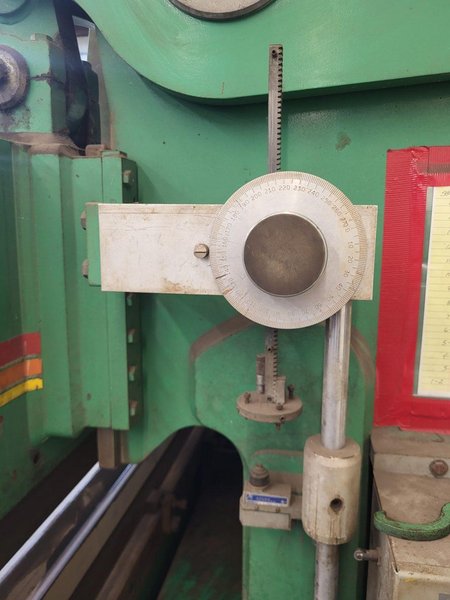 Accurpress 130 Ton X 10′ Hydraulic Press Brake Model 713010, Backgauge, 1990