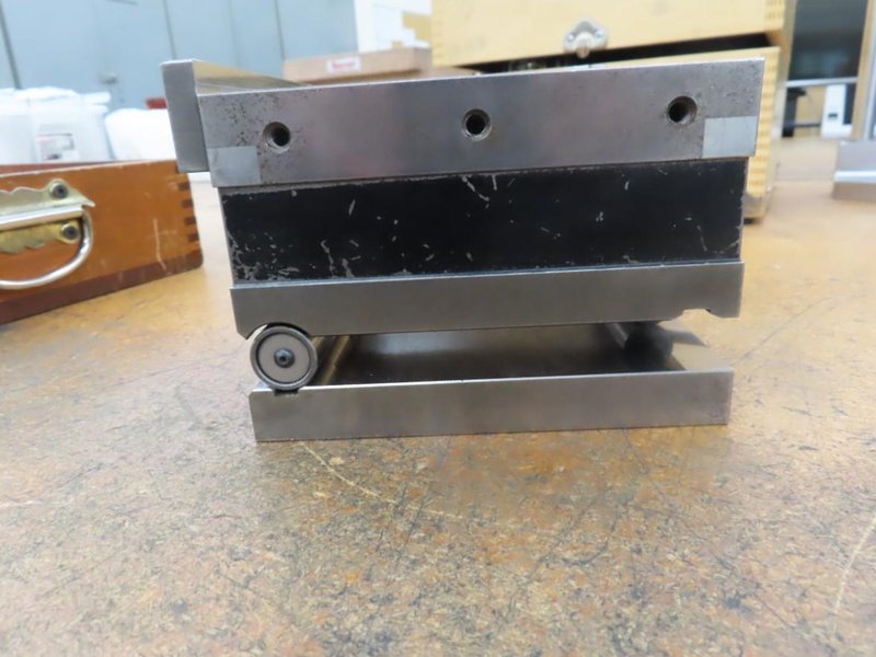 Hermann Schmidt 6" X 6" Sine Chuck- Auction Item