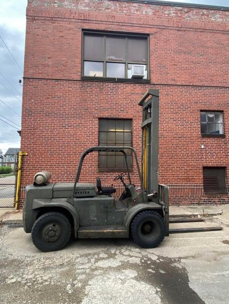 15,000lbs hyster pneumatic fork truck #3379