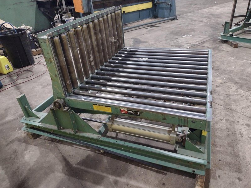 60" x 48" ROACH PNEUMATIC LIFT &amp; TILT UPENDER / TABLE WITH ROLLER CONVEYOR : YOBRO #24710