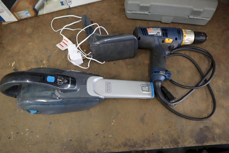 Ryobi Corded Drill with Black and Decker Cordless Hand Vac- Auction Item