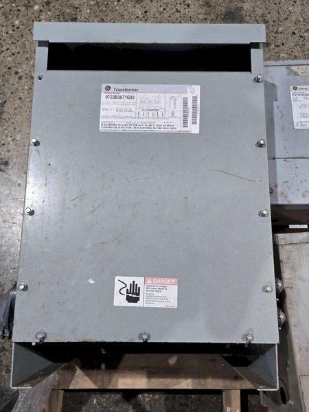 GENERAL ELECTRIC 9T23B3871G03 Transformer 480V – 208/120V, 15 kVa, 3PH USED