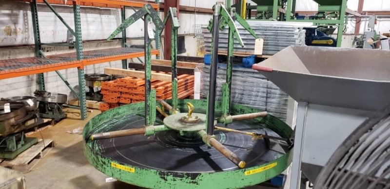 63" wire turn table
