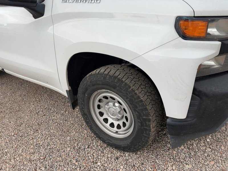 Chevrolet Silverado Pickup Truck, 2020 – Standard Cab